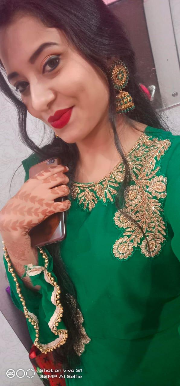Zoya khan